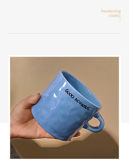 Caneca de cerâmica elegante de 550 ml – perfeita para amantes de café!