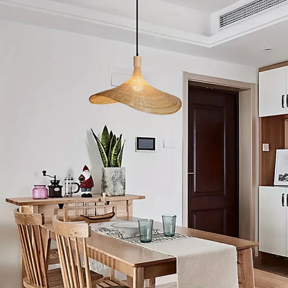 Rustic Hand-Woven Bamboo Lampshade: Cozy Home Decor Lighting