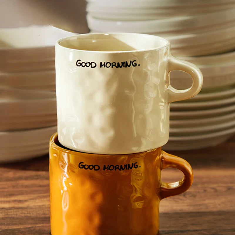 Caneca de cerâmica elegante de 550 ml – perfeita para amantes de café!