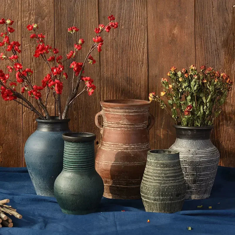 手工陶瓷瓮花瓶 - 优雅的生活空间
