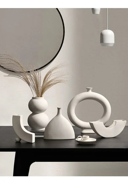 친환경 세라믹 화분 – 공예로 현대적인 장식